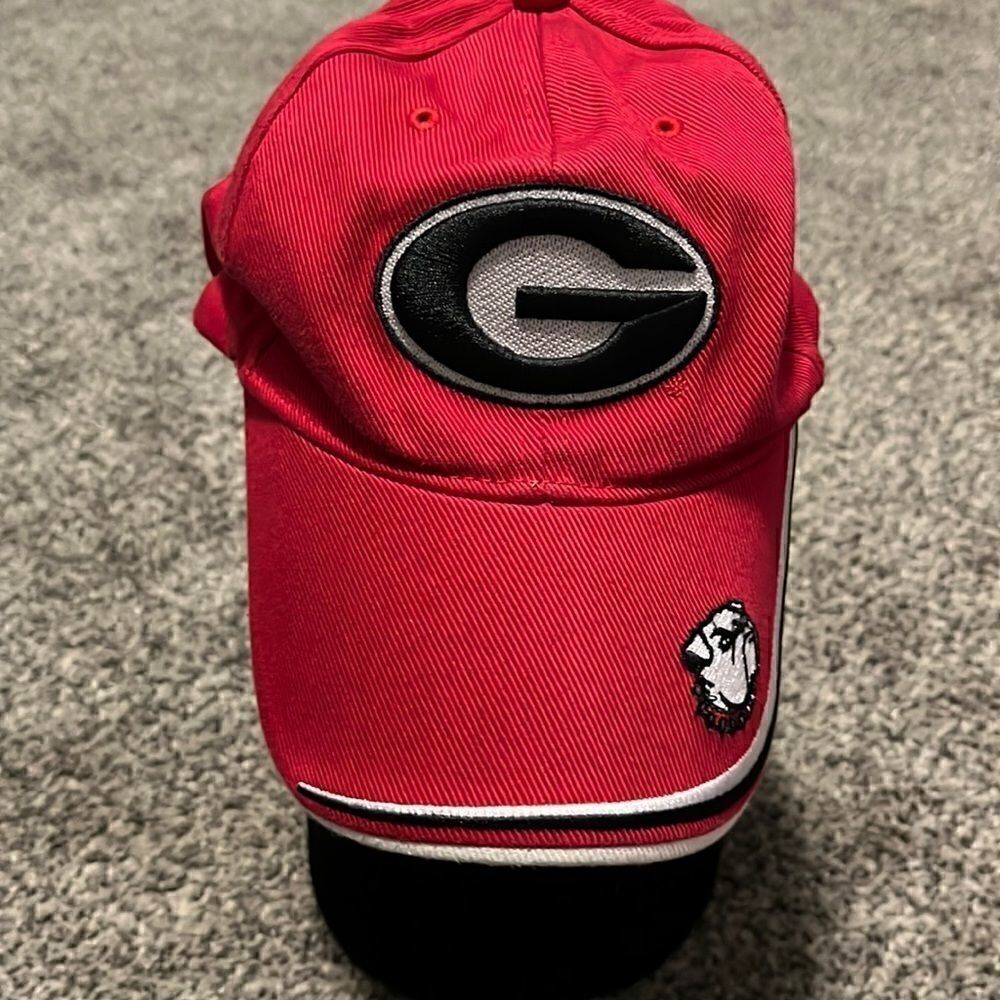 Georgia Bulldogs Hat - Typo